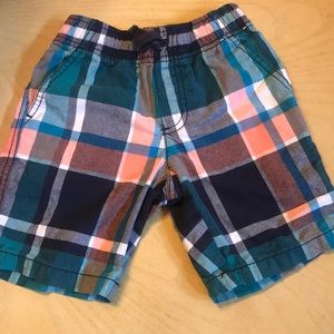 Boys shorts, size 4